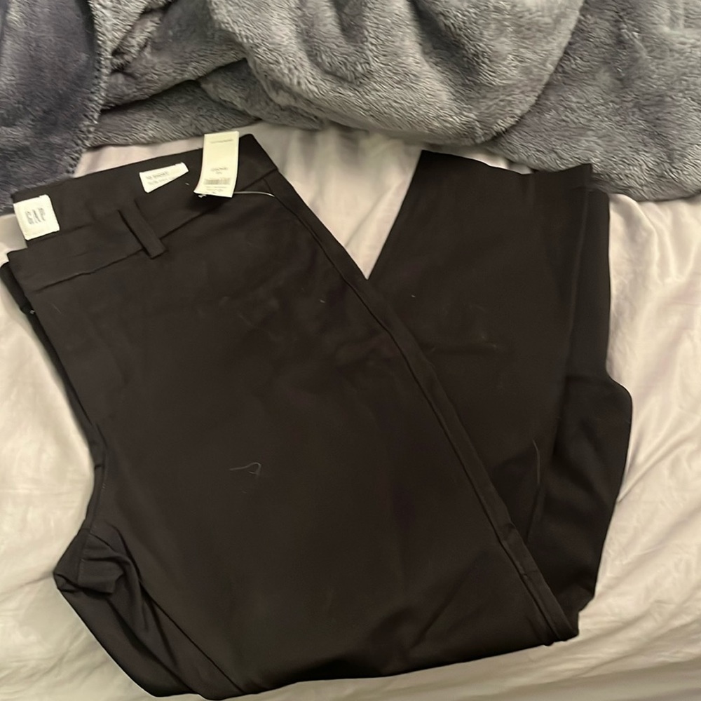 NWT size 10 short black slim fitting crop pants